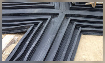 EPDM-гидрошпонки относятся к премиальному сегменту и применяются на ответственных объектах.